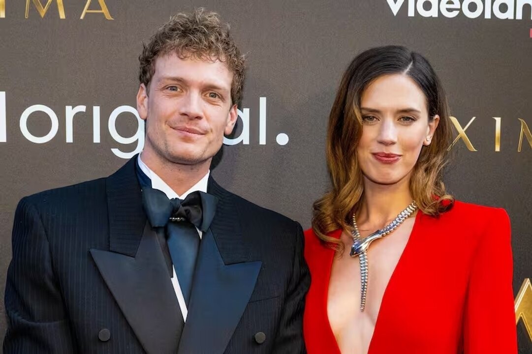 Дельфина Чавес сияет на красной дорожке на премьере сериала 'Максима' в Нидерландах