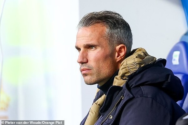 Ruban Van Persie Talks About His Journey as a Coach