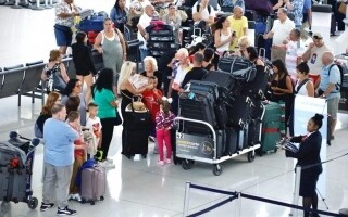 Аэропорт Эйндховен отменяет все рейсы из-за проблем с интернетом